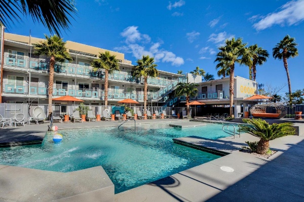 Oasis at Gold Spike - Adults Only image 1